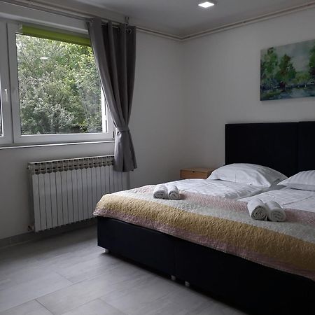 Dubrave Gornje Private Home Rifat מראה חיצוני תמונה