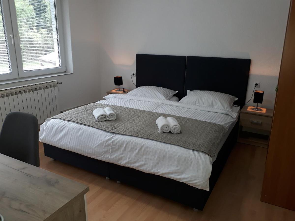 Dubrave Gornje Private Home Rifat חדר תמונה