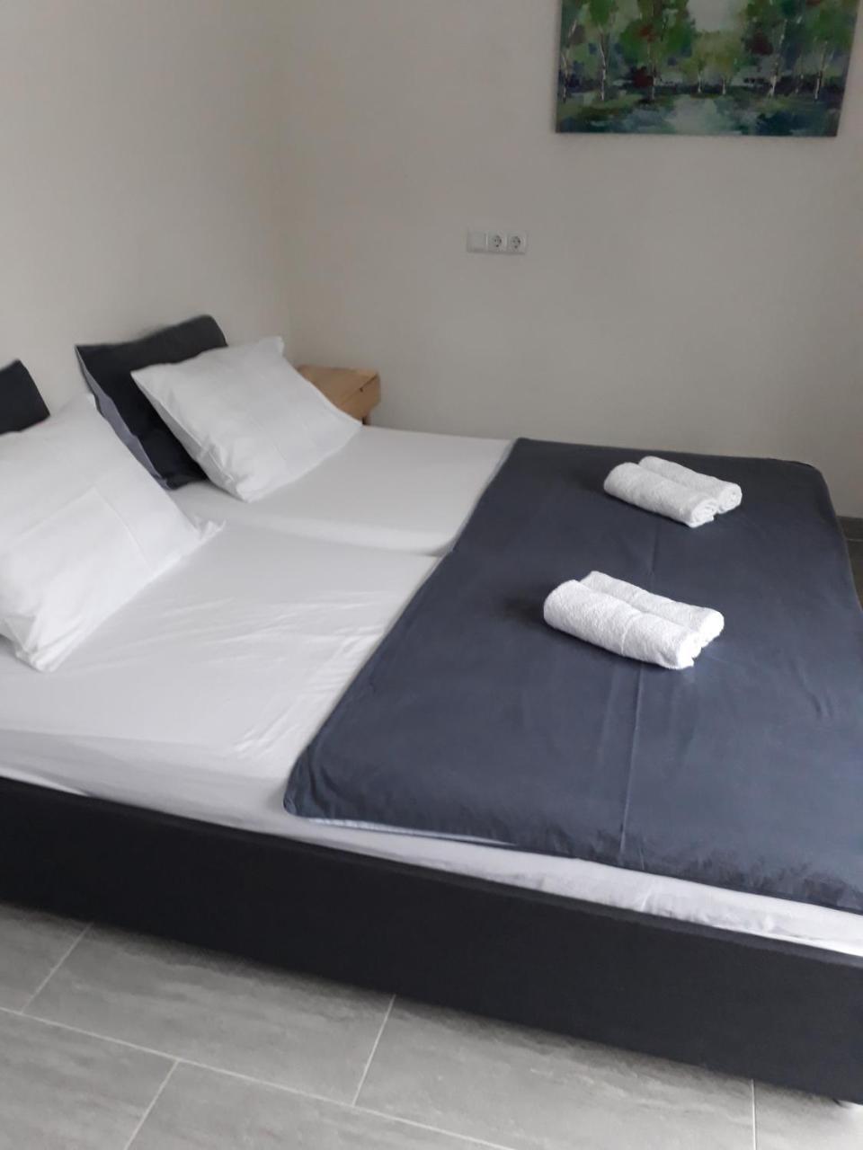 Dubrave Gornje Private Home Rifat מראה חיצוני תמונה
